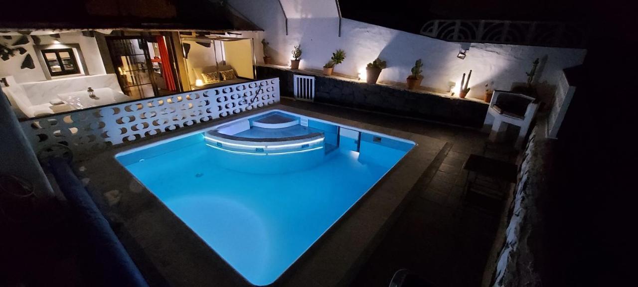 Aloelux Villa !! - Private Villa With Pool , Jacuzzi, Cinema, Massage ,Wonderful View, Art Desing Villa Tías Eksteriør bilde