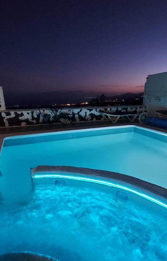 Aloelux Villa !! - Private Villa With Pool , Jacuzzi, Cinema, Massage ,Wonderful View, Art Desing Villa Tías Eksteriør bilde
